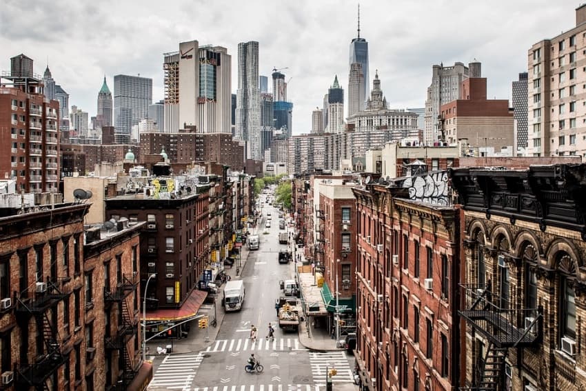 Explore the city that never sleepswith these 4 Best Walking Tours in New York City. 