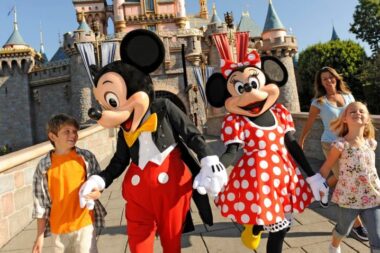 From spring savings to Mickey & Minnie Mouse, we have 4 magical reasons to visit Disneyland in 2019. Photo credit: Disneyland & Anaheim Marriott
