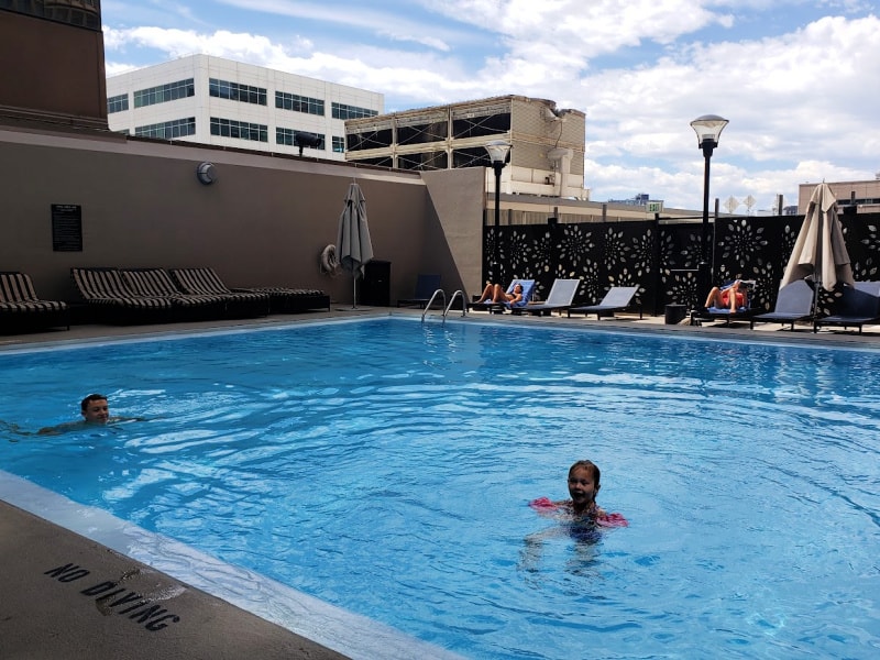 Sheraton-Denver-Downtown-Pool