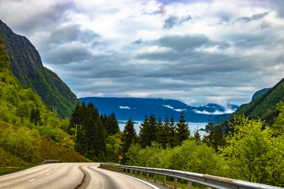 tips for planning first road trip